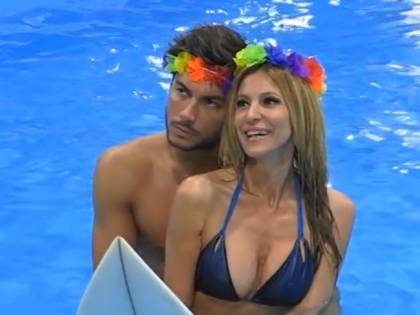 Lo"bomba" di Zequila sul Gf Vip: "Volpe e Denver innamorati..."
